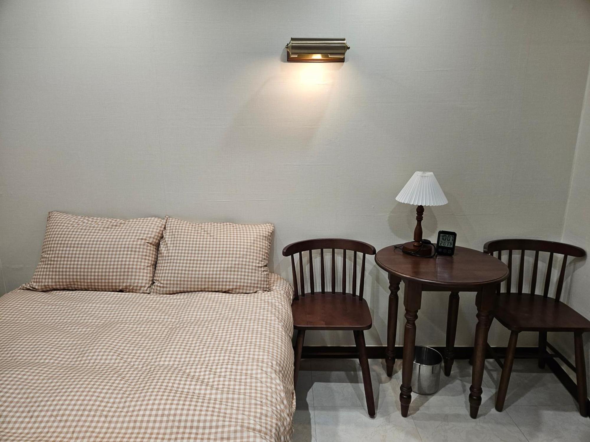 8 Hotel Seoul Exterior photo